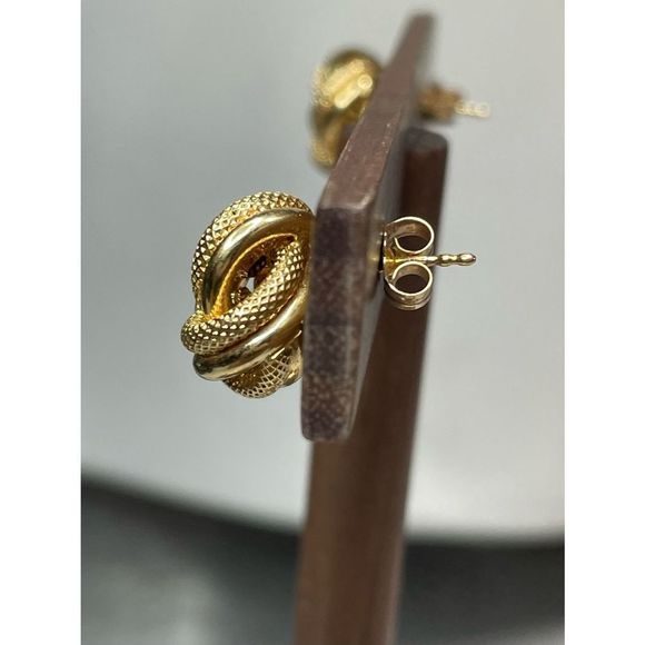SOLD! 14k yellow gold textured love knot earrings - Picture 8 of 8